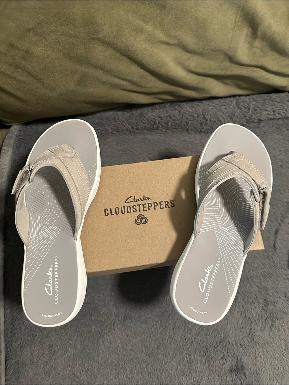 Clarks Cloudsteppers Women’s Taupe Sandal with Buckle
